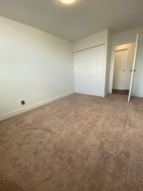 Building Photo - 303 Jefferson St