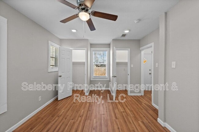 Building Photo - 3772 W 6th St