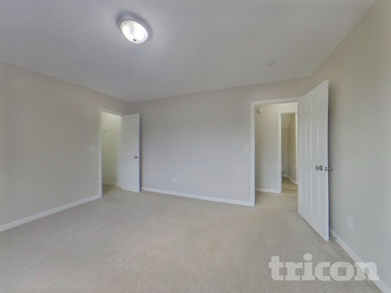 Building Photo - 118 Saddlemount Ln