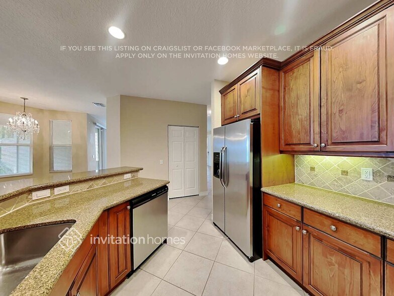 Building Photo - 8267 Emerald Winds Cir