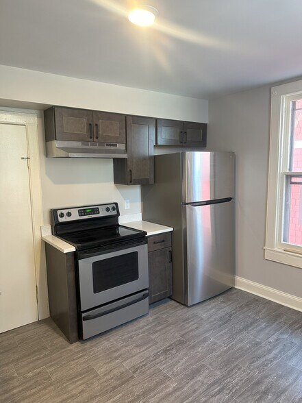 Building Photo - 408 Stewart Ave.