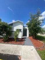 Building Photo - 273 SW Sterret Cir
