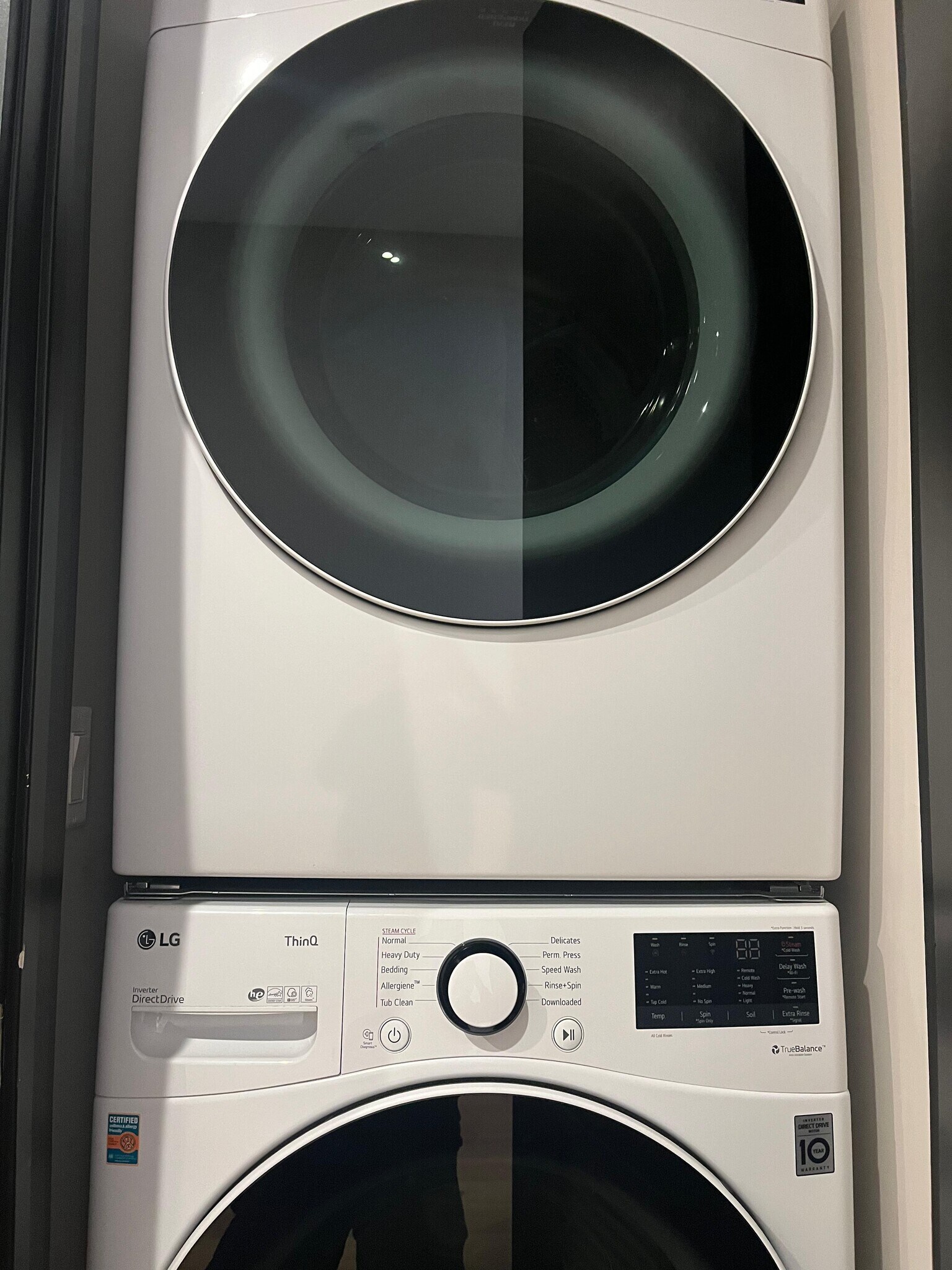 Building Photo - 172 New York Ave