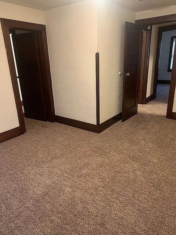 Building Photo - 2230 S 6th St