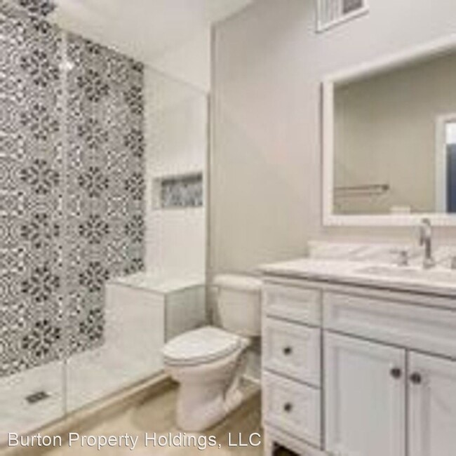 Building Photo - 4 br, 3 bath House - 625 S, Linwood Avenue