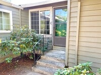 Building Photo - DHSFH01