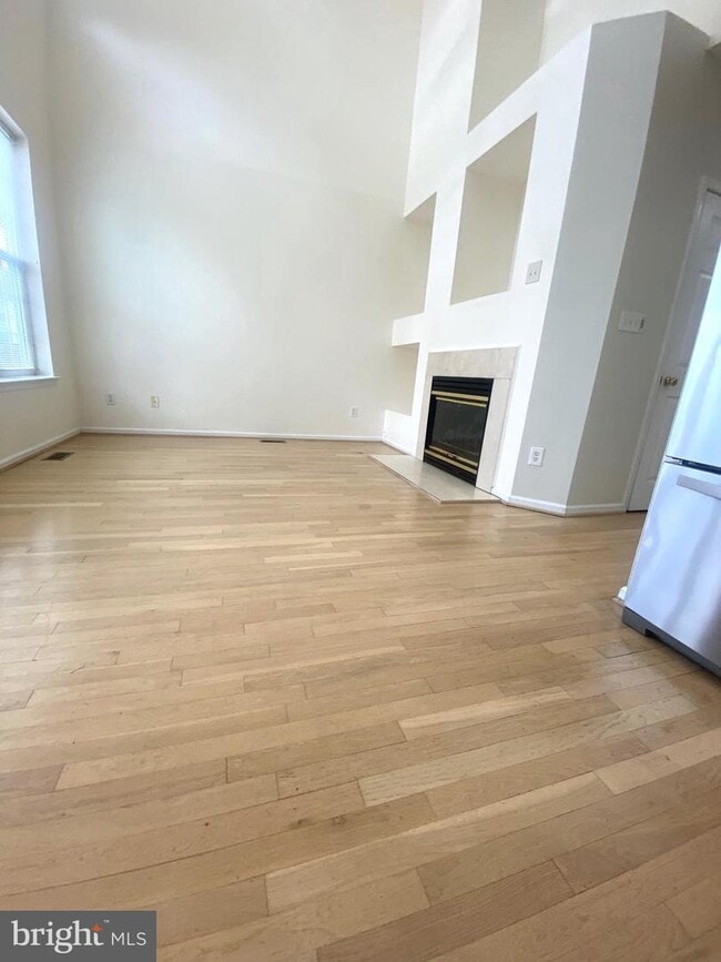 Building Photo - 372 Tuvira Ln