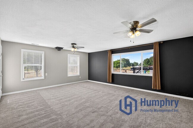 Building Photo - 13159 Ocotillo Dr