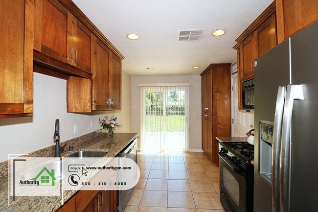 Building Photo - 1411 Jeffries Ave