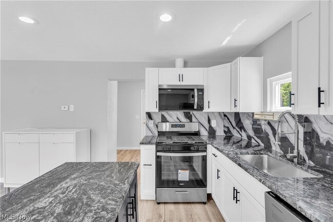 Building Photo - 4603 W 58th St