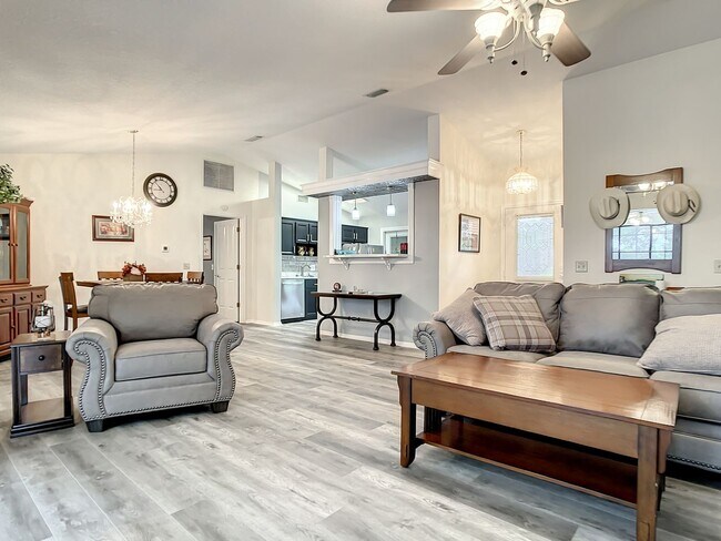 Building Photo - 12410 Wedgefield Dr
