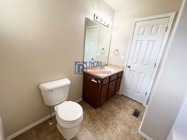 Building Photo - 10276 Deer Meadow Cir