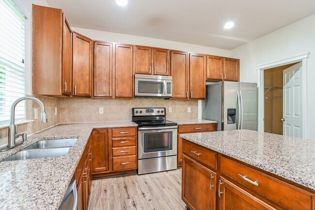 Building Photo - 16002 Raptor Ct