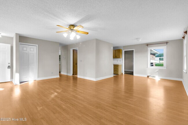 Building Photo - 209 McCoy Ave