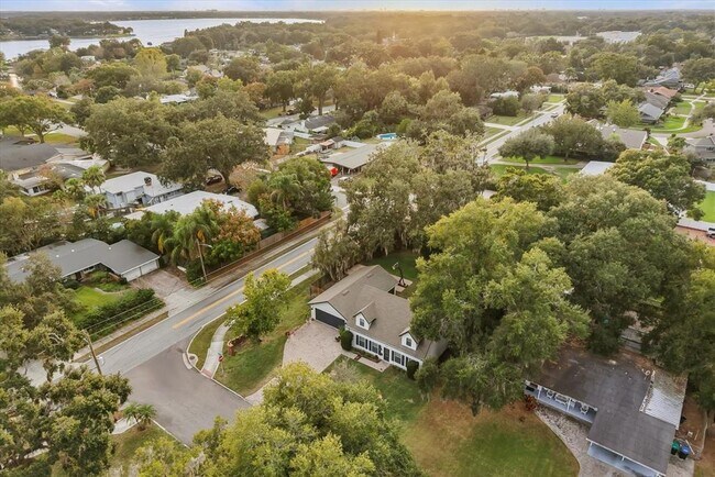 Building Photo - 3622 Devonswood Dr