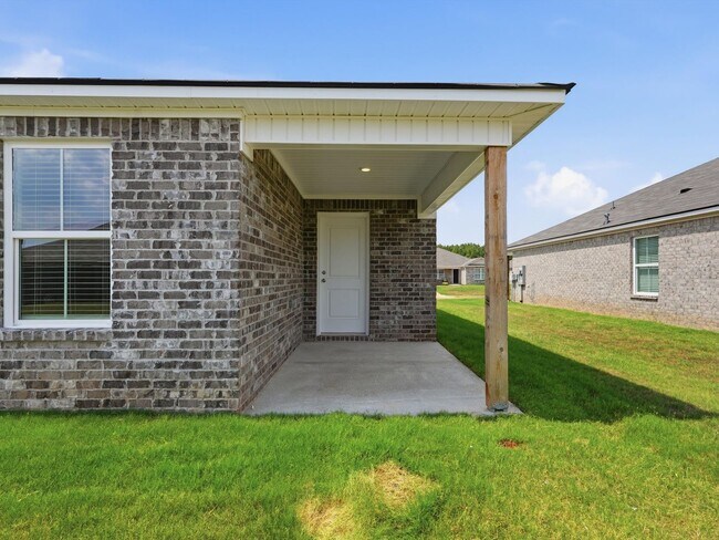Building Photo - 119 Coral Bells Rd
