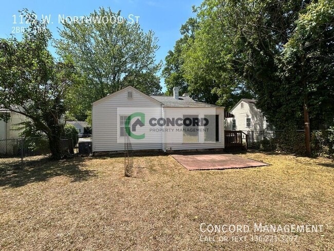 Building Photo - 1122 W Northwood St