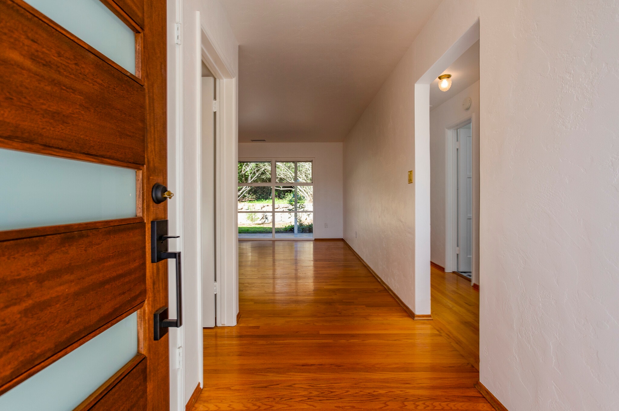 Building Photo - 634 Tarento Dr