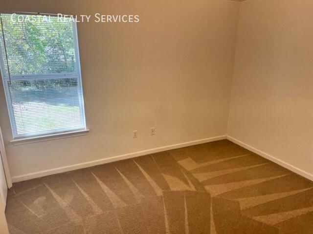 Building Photo - 1804 Treeline Ct