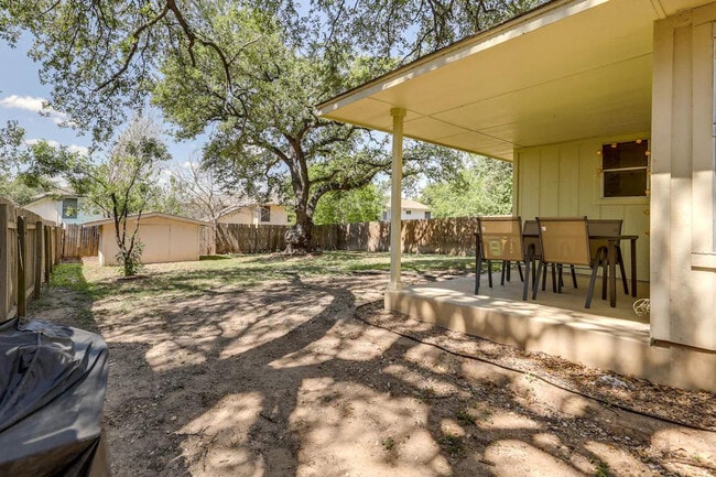 Building Photo - 8836 Francia Trail