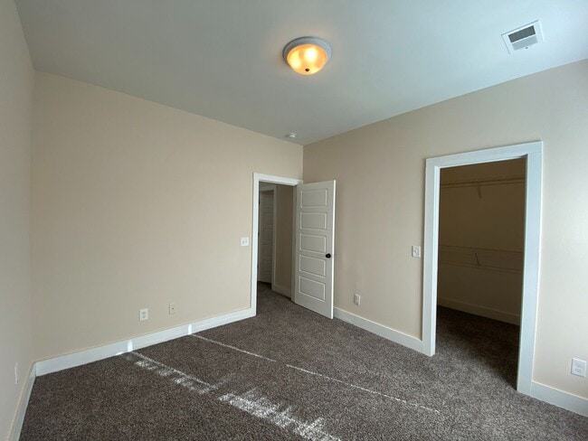 Building Photo - Home for Rent in McCalla, AL! Available to View Now!!!