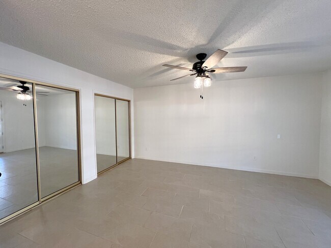 Building Photo - 7415 Hooper Ave