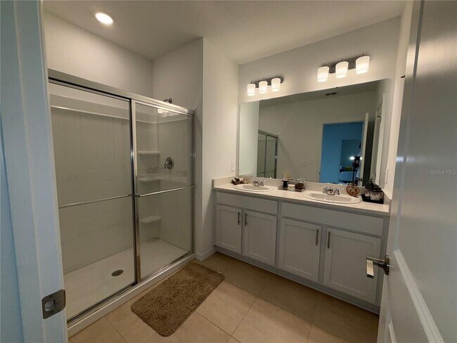 Building Photo - 121 Citrine Lp