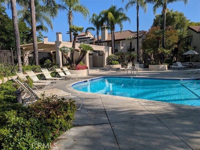 Building Photo - 24153 Del Monte Dr.