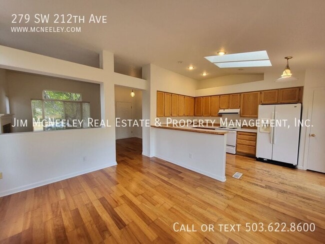 Building Photo - 279 SW 212th Ave