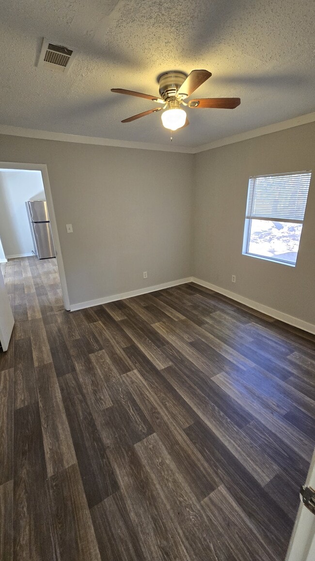 Building Photo - 512 Woodward Ave