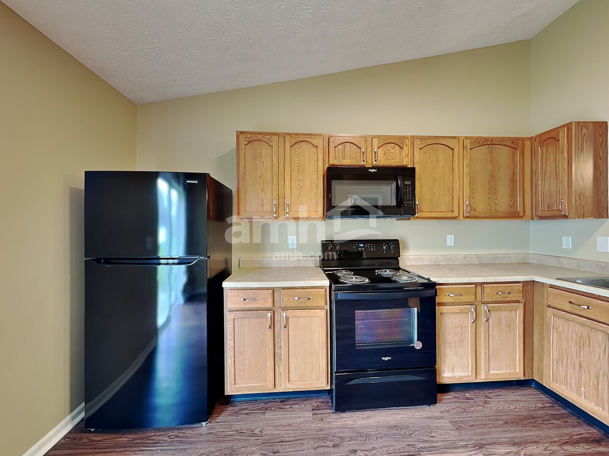 Building Photo - 1169 Frogs Leap