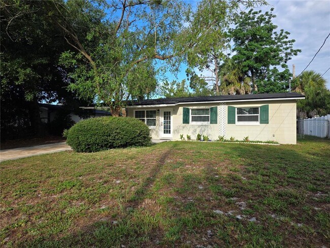 Building Photo - 835 Golden Isle Dr