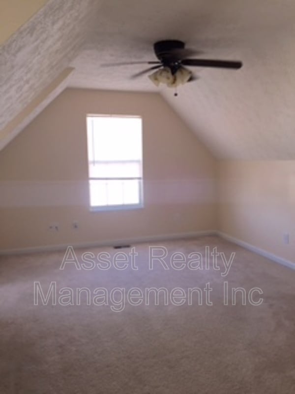 Building Photo - 8212 Tangle Grove Ln