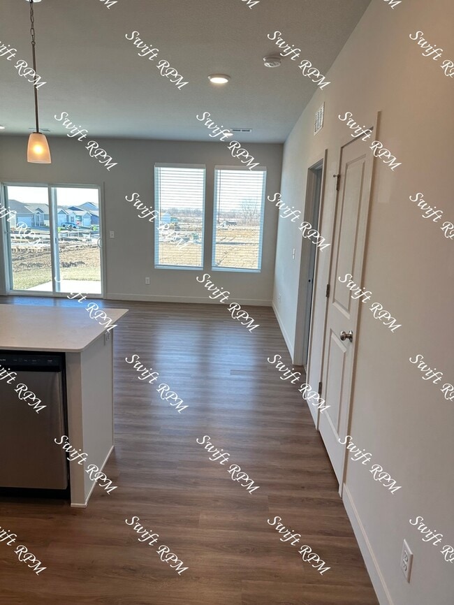 Building Photo - 12428 S Parkwood Ln