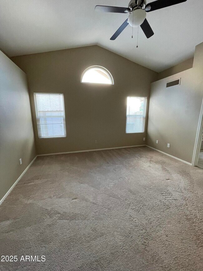 Building Photo - 3443 E Tonto Ln
