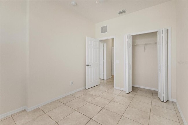 Building Photo - 4104 Crabtree Ave