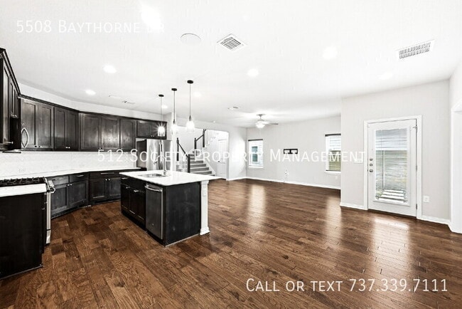 Building Photo - 5508 Baythorne Dr