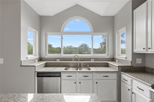 Building Photo - 1770 Spring View Terrace Ct