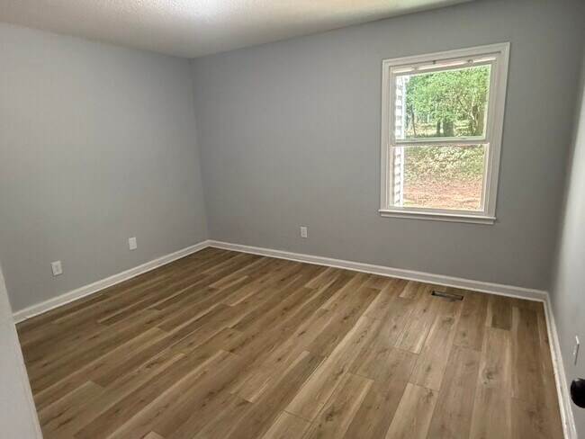 Building Photo - 839 Barringer Dr