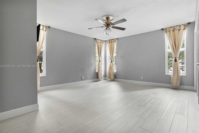 Building Photo - 2651 S Course Dr