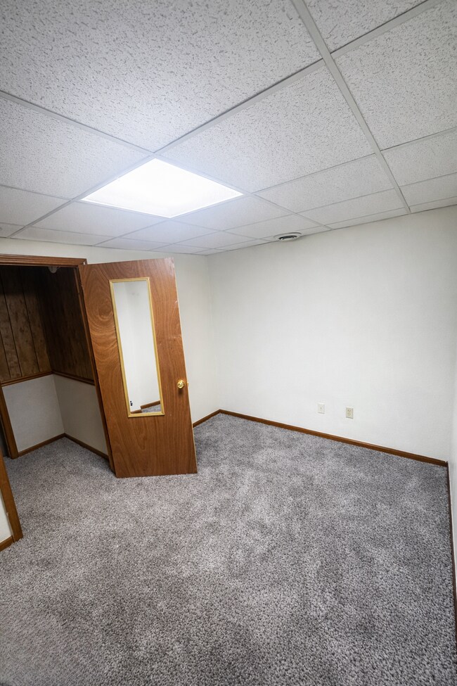 Building Photo - Plymouth