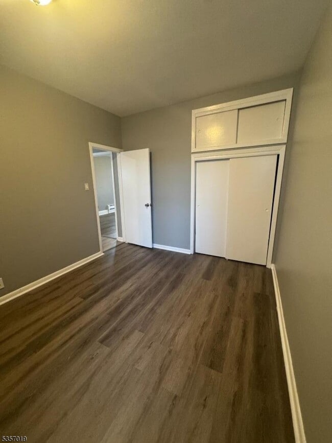 Building Photo - 381 Lanza Ave
