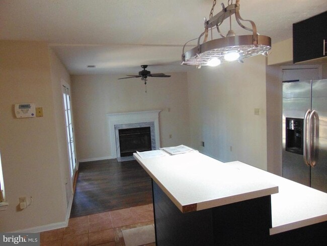Building Photo - 6638 Antelope Ct
