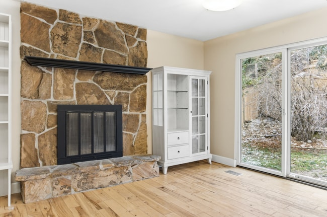 Building Photo - 1630 Plata Way