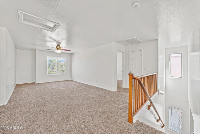 Building Photo - 1165 E Canyon Trail