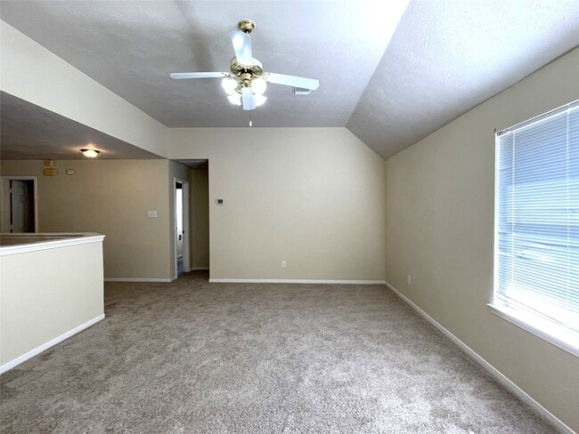 Building Photo - 1723 Rustic Oak Ln