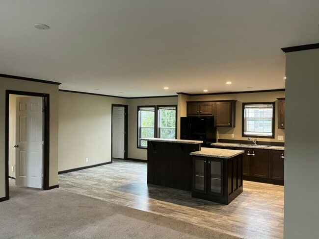 Building Photo - 1 Eagle Ln