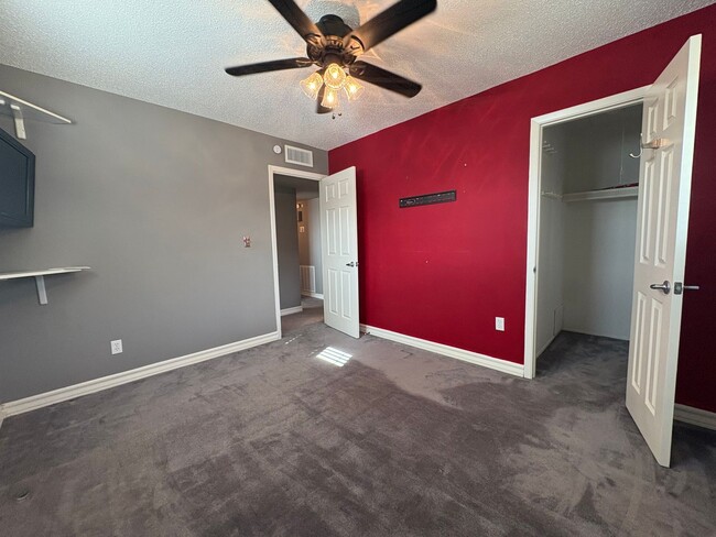 Building Photo - Home for rent on the Westside