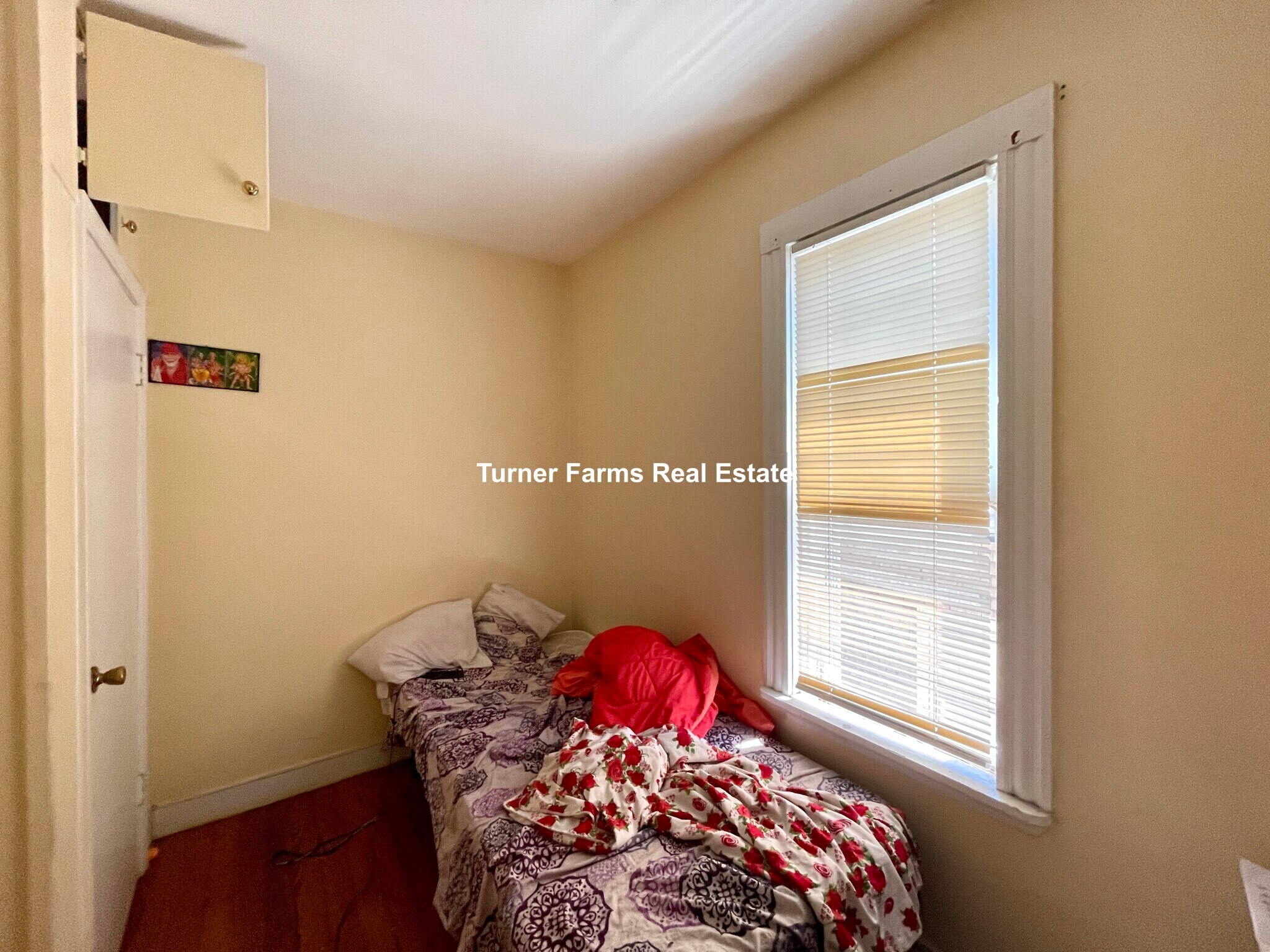 Building Photo - 49 Beech Glen St