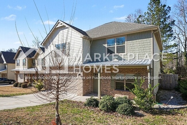 Building Photo - 845 Crescent Ln